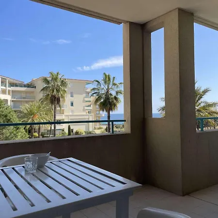 Avec Terrasse, Piscine Et A 5 Min De La A Juan Les Pins - Fr-1-252-185 Lägenhet Antibes