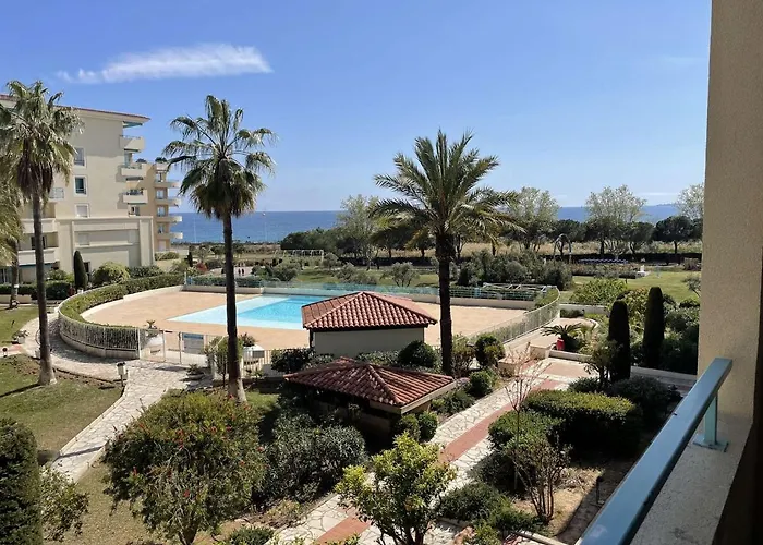 Avec Terrasse, Piscine Et à 5 Min De La à Juan Les Pins - Fr-1-252-185 Antibes